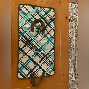 Thirty one jewelry bag